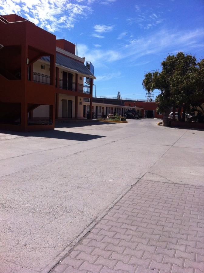 Hotel El Descanso Mazatlan Luaran gambar